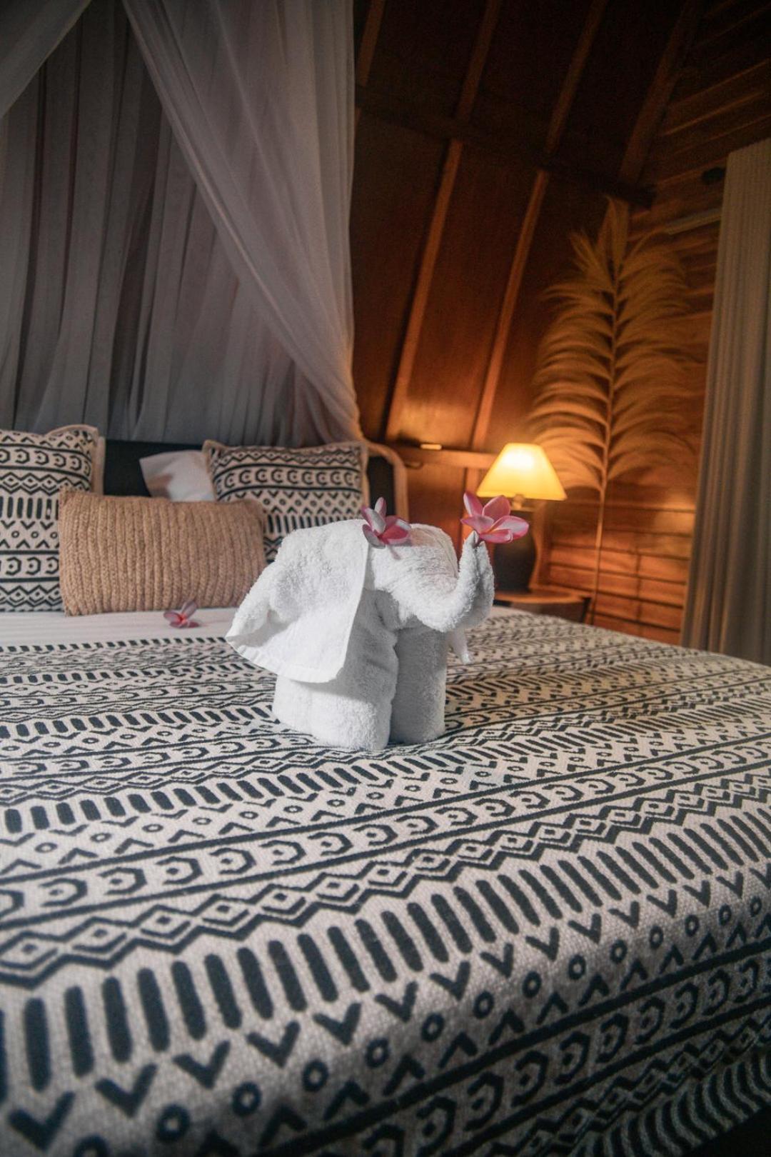 Hakuna Matata Resort 吉利阿尔 外观 照片